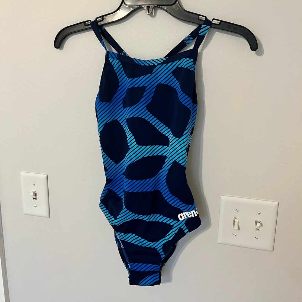 Arena one-piece swimsuit